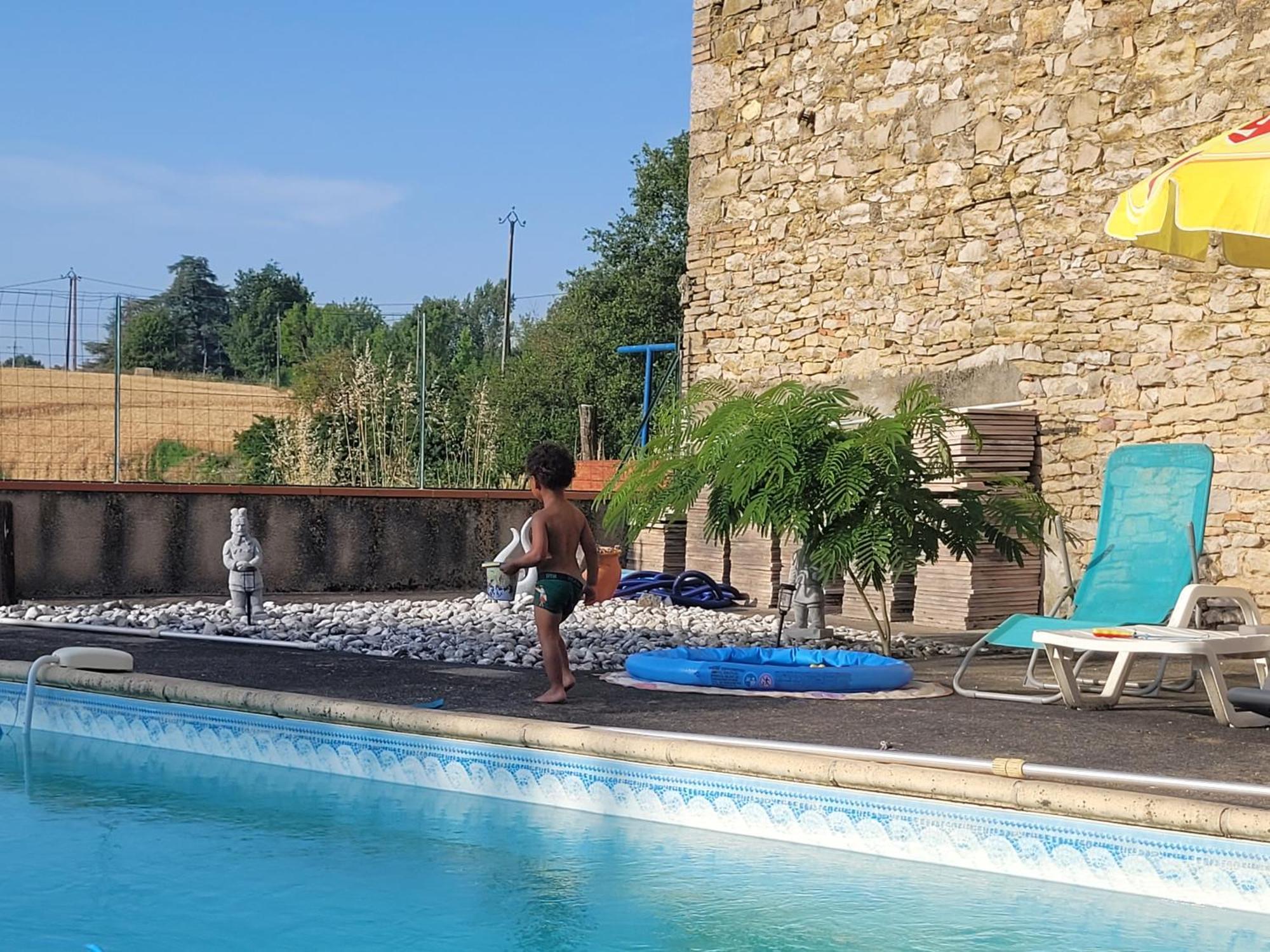 Frühstückspension Relais De La Poste Ch Rose Monclar-de-Quercy